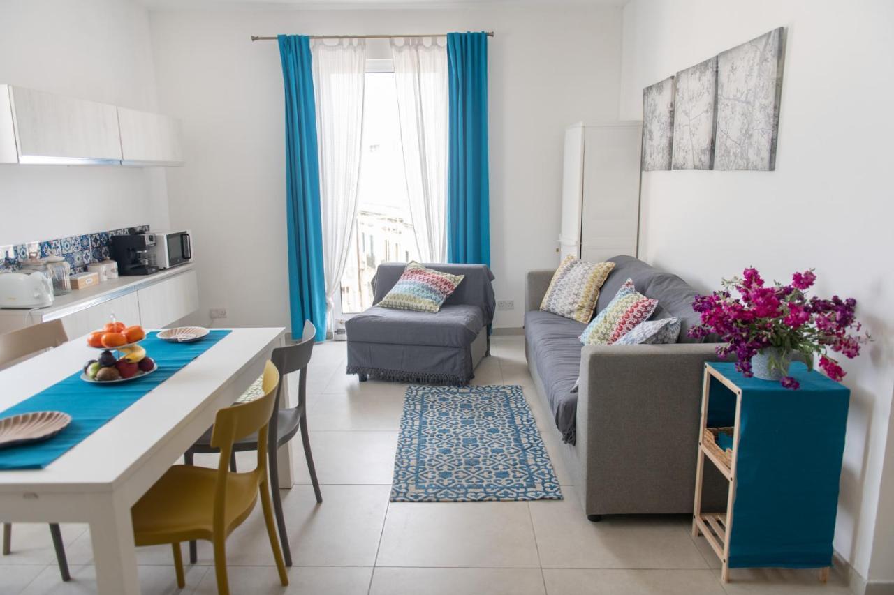 Sliema, Villa Savoia Luxury Apartment For 5 Guests Gzira Εξωτερικό φωτογραφία