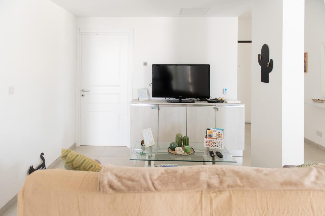 Sliema, Villa Savoia Luxury Apartment For 5 Guests Gzira Εξωτερικό φωτογραφία