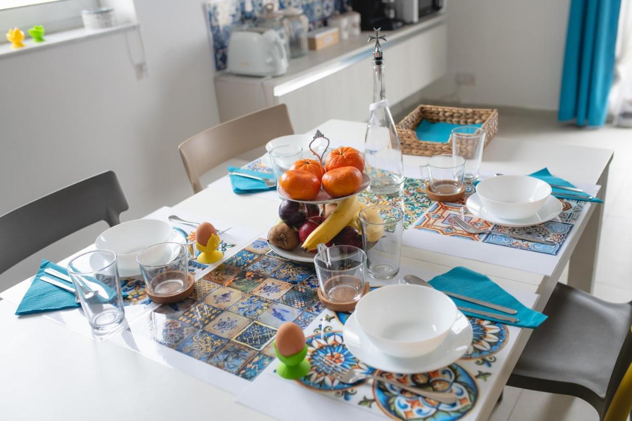 Sliema, Villa Savoia Luxury Apartment For 5 Guests Gzira Εξωτερικό φωτογραφία