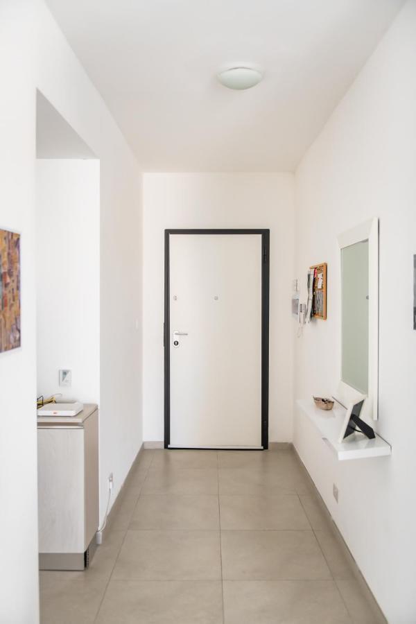 Sliema, Villa Savoia Luxury Apartment For 5 Guests Gzira Εξωτερικό φωτογραφία